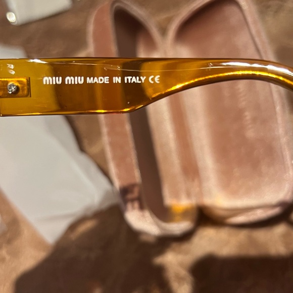 Miu miu authentic sunglasses - Picture 4 of 8